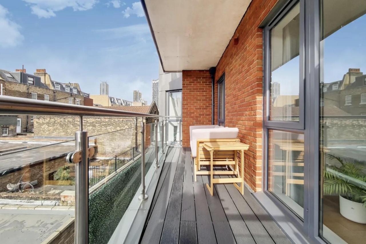 Luxury 2 Bed 2 Bath With Balcony New Build Apartment *South Central London* Zewnętrze zdjęcie