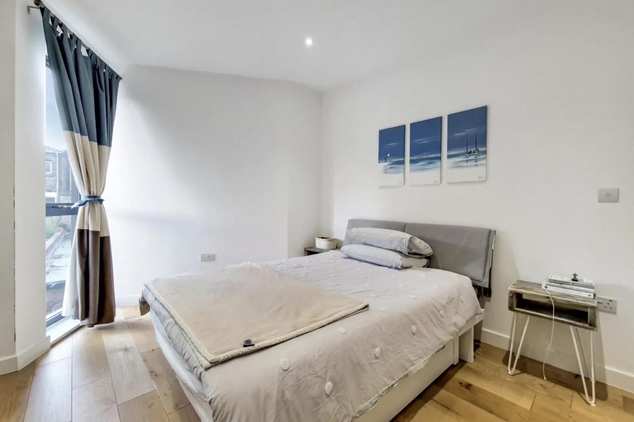 Luxury 2 Bed 2 Bath With Balcony New Build Apartment *South Central London* Zewnętrze zdjęcie
